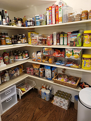 How to organize your Pantry for the Holidays